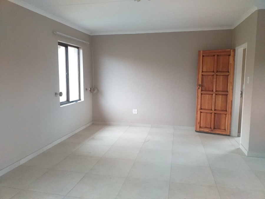To Let 2 Bedroom Property for Rent in Northwold Gauteng