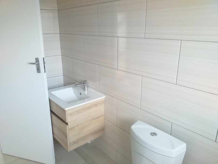 To Let 2 Bedroom Property for Rent in Northwold Gauteng