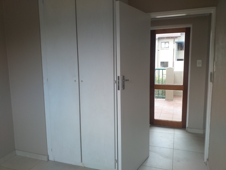 To Let 2 Bedroom Property for Rent in Northwold Gauteng