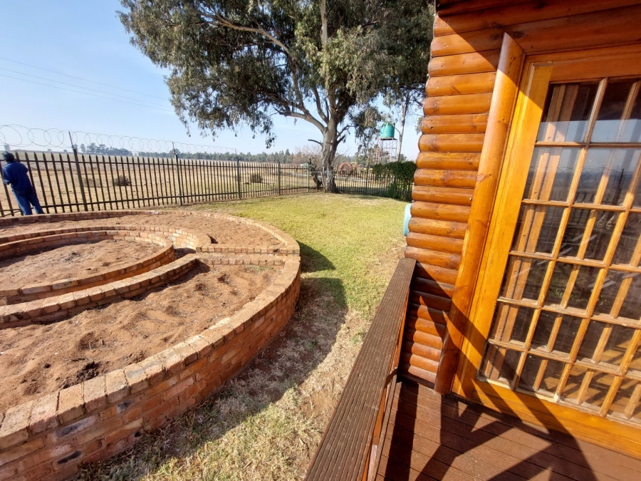 Commercial Property for Sale in Noycedale Gauteng