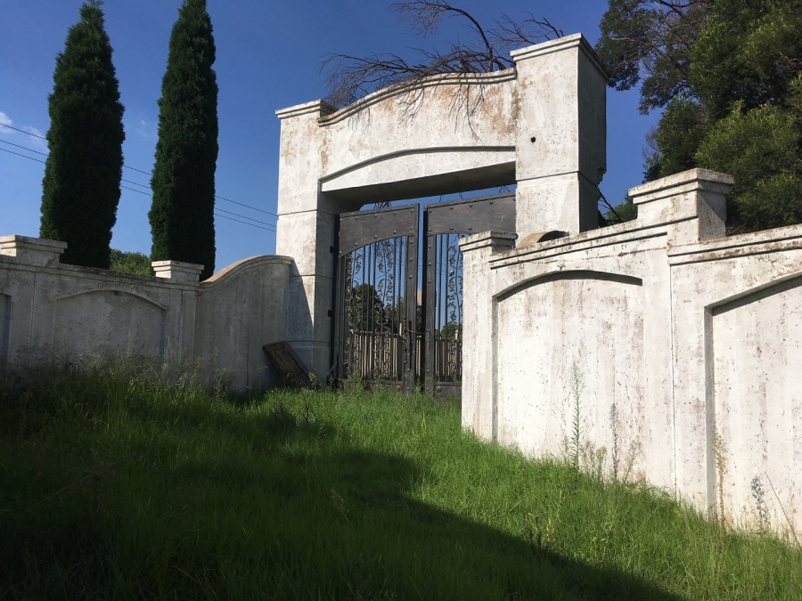 Commercial Property for Sale in Randjesfontein A H Gauteng