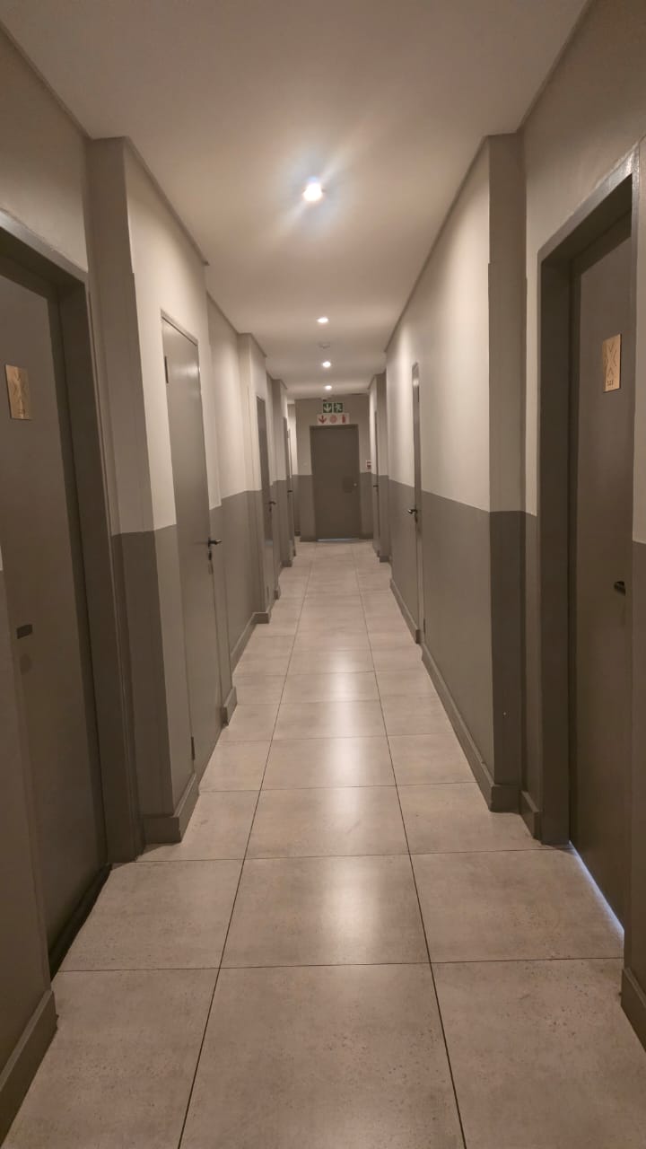 To Let 1 Bedroom Property for Rent in Sandton Central Gauteng