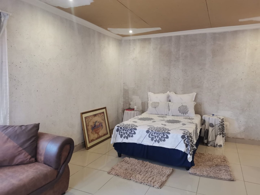 To Let 4 Bedroom Property for Rent in Soshanguve P Gauteng