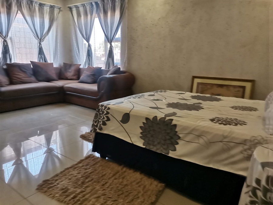 To Let 4 Bedroom Property for Rent in Soshanguve P Gauteng