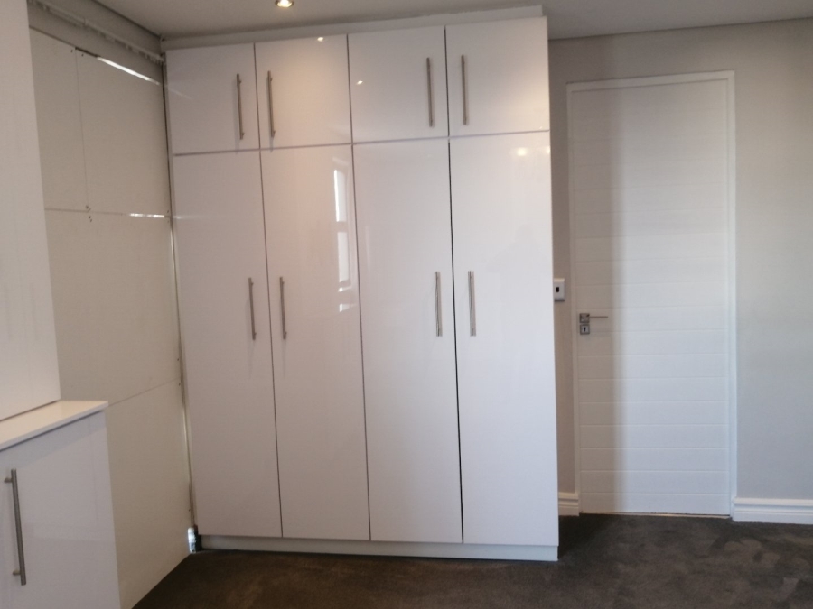 To Let 2 Bedroom Property for Rent in Waterfall Gauteng