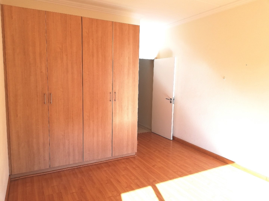 2 Bedroom Property for Sale in Blackheath Gauteng