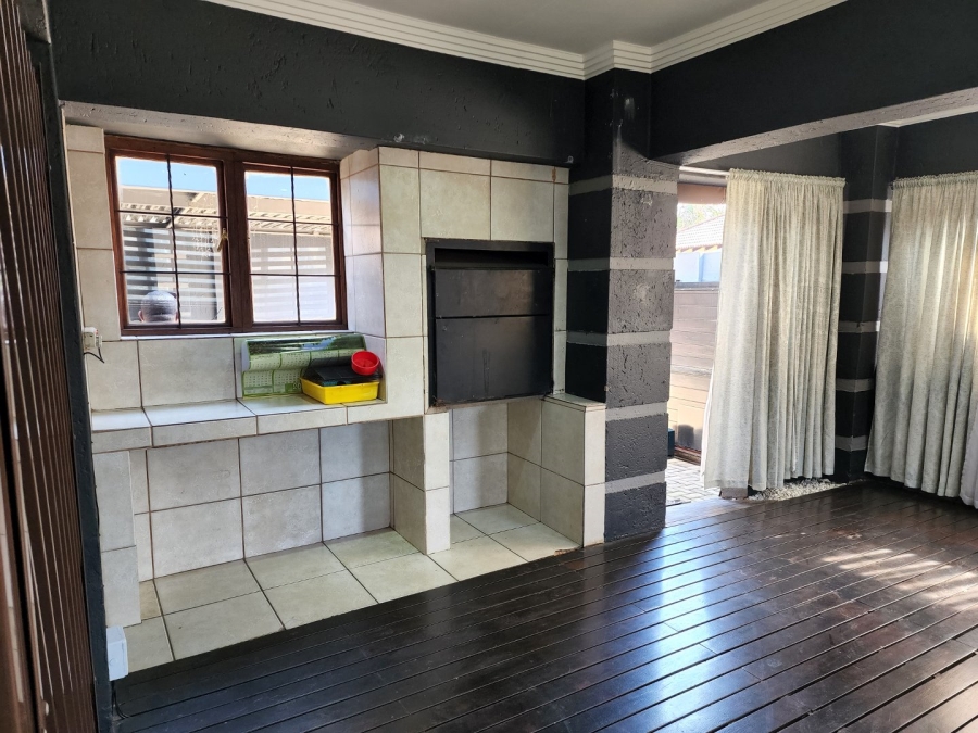 To Let 3 Bedroom Property for Rent in Witfield Gauteng
