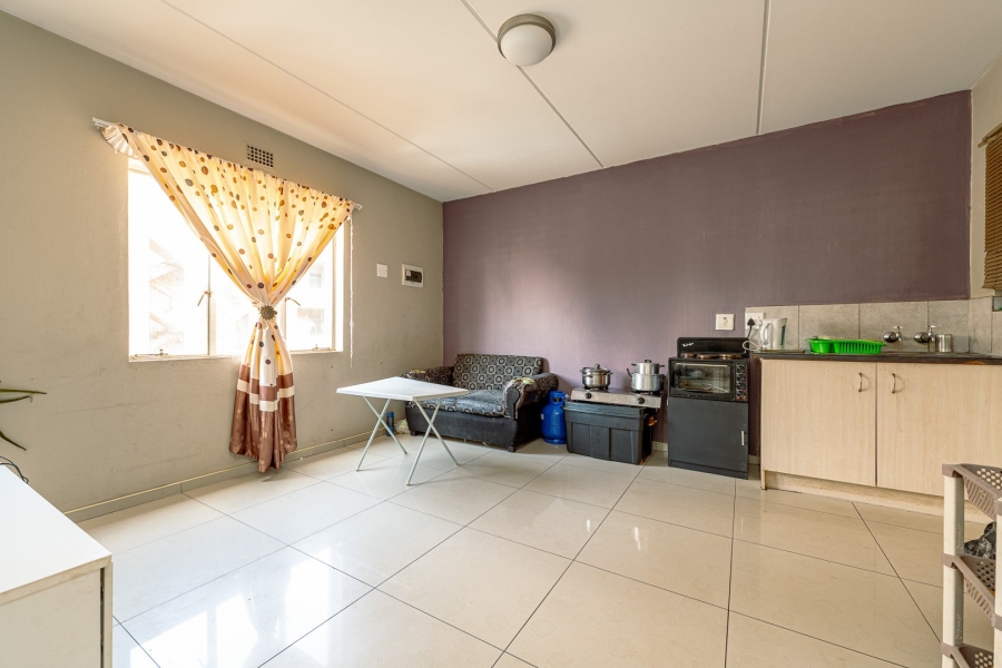 2 Bedroom Property for Sale in Fleurhof Gauteng