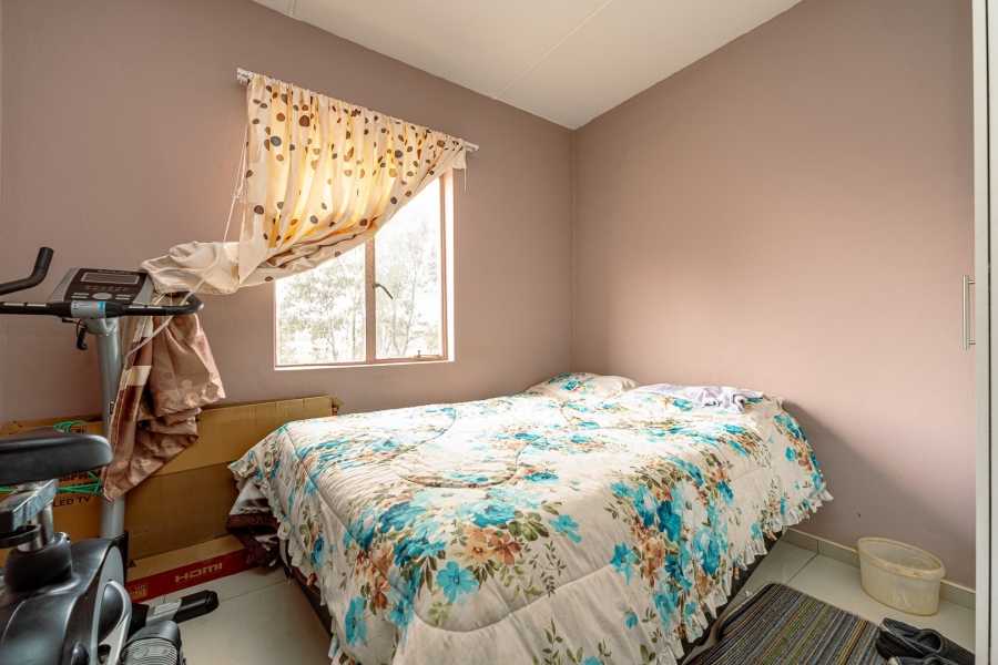 2 Bedroom Property for Sale in Fleurhof Gauteng