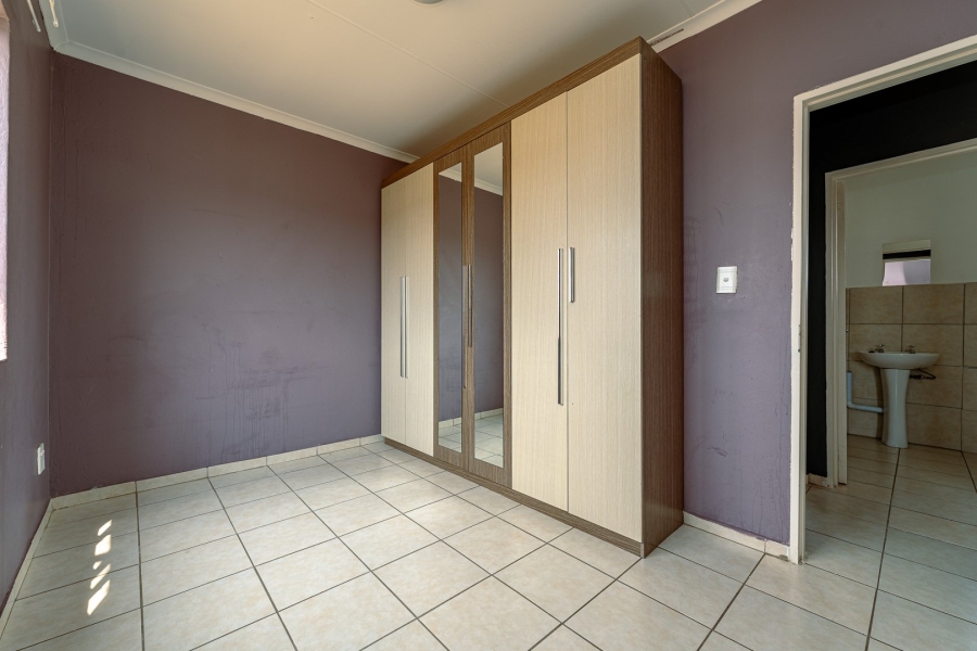 2 Bedroom Property for Sale in Fleurhof Gauteng