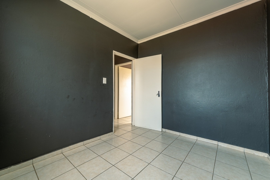 2 Bedroom Property for Sale in Fleurhof Gauteng