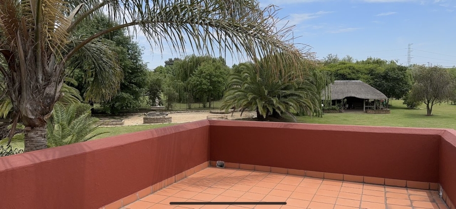 8 Bedroom Property for Sale in Randjesfontein A H Gauteng