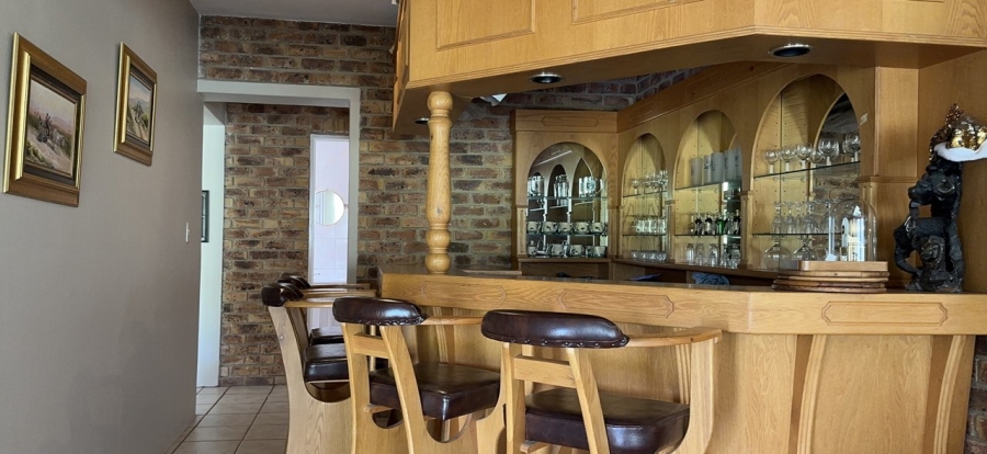 8 Bedroom Property for Sale in Randjesfontein A H Gauteng