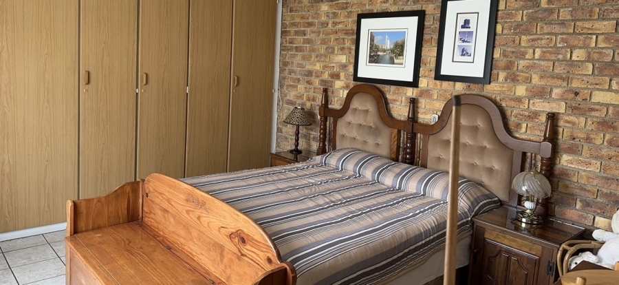 8 Bedroom Property for Sale in Randjesfontein A H Gauteng