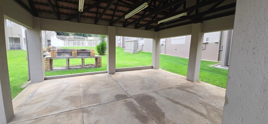 2 Bedroom Property for Sale in Meyersdal Gauteng