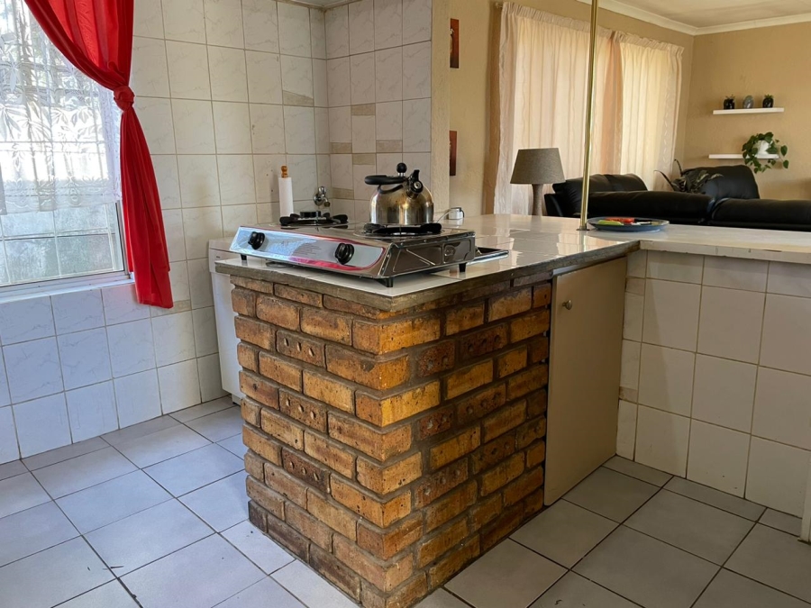 2 Bedroom Property for Sale in Raceview Gauteng