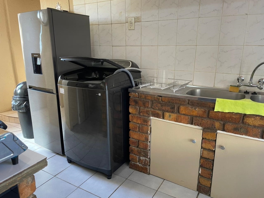 2 Bedroom Property for Sale in Raceview Gauteng