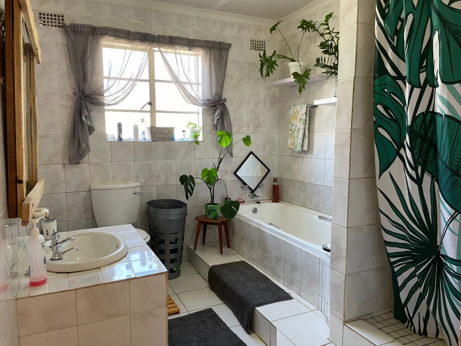 2 Bedroom Property for Sale in Raceview Gauteng