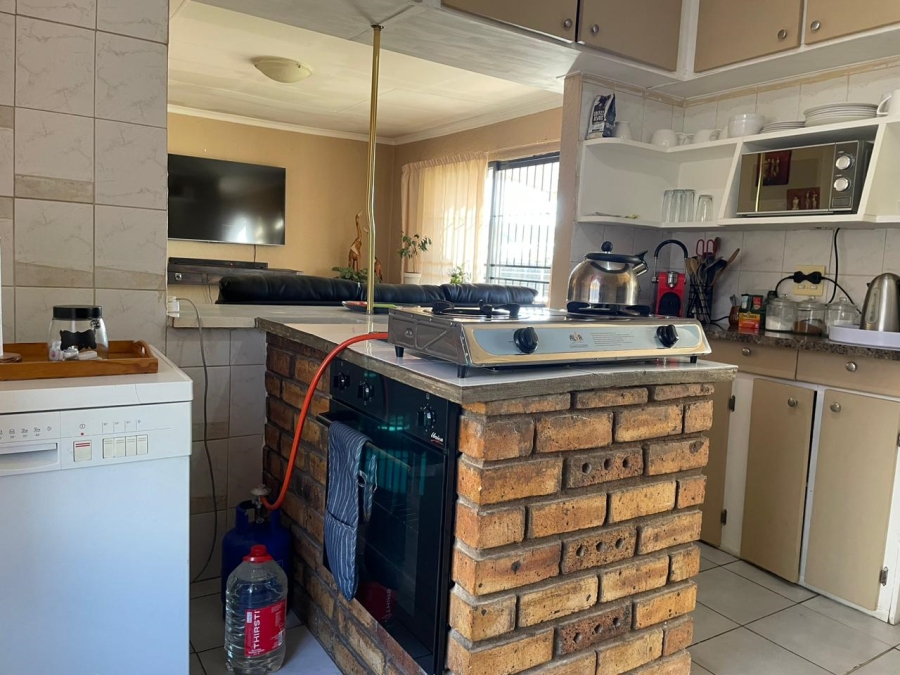 2 Bedroom Property for Sale in Raceview Gauteng
