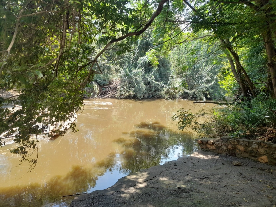 Commercial Property for Sale in Hennops River Gauteng