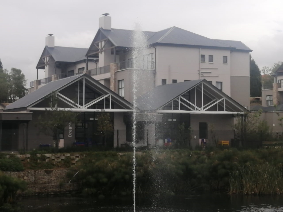 To Let 2 Bedroom Property for Rent in Waterfall Gauteng