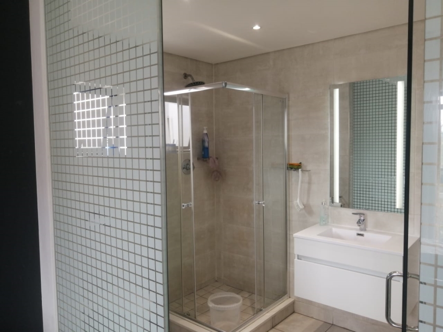 To Let 2 Bedroom Property for Rent in Waterfall Gauteng