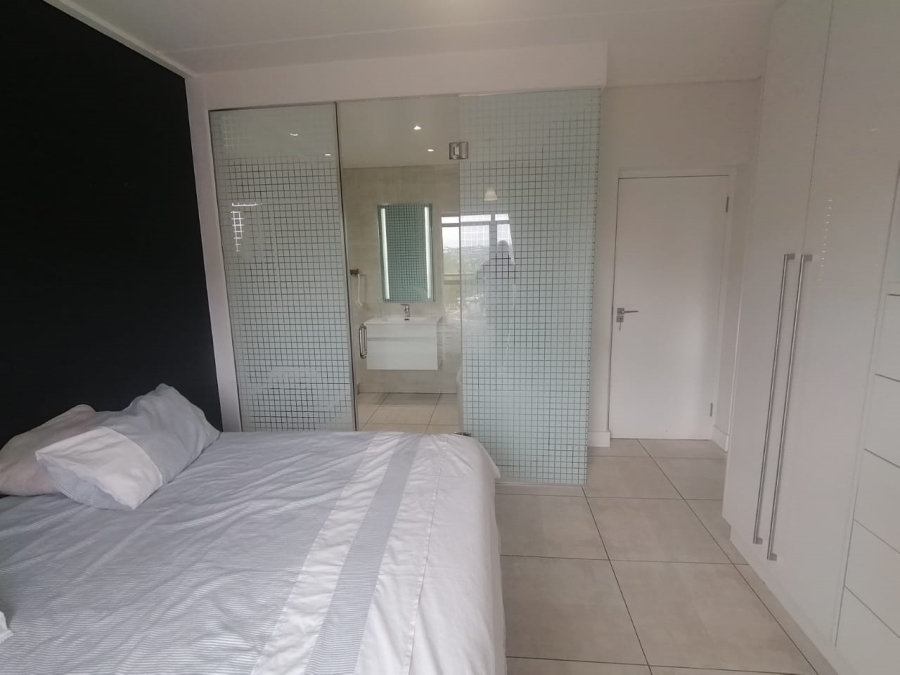 To Let 2 Bedroom Property for Rent in Waterfall Gauteng