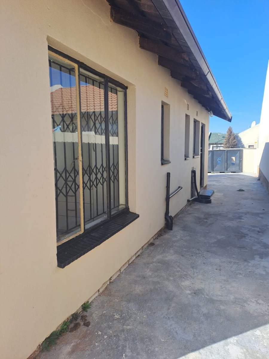 3 Bedroom Property for Sale in Naturena Gauteng