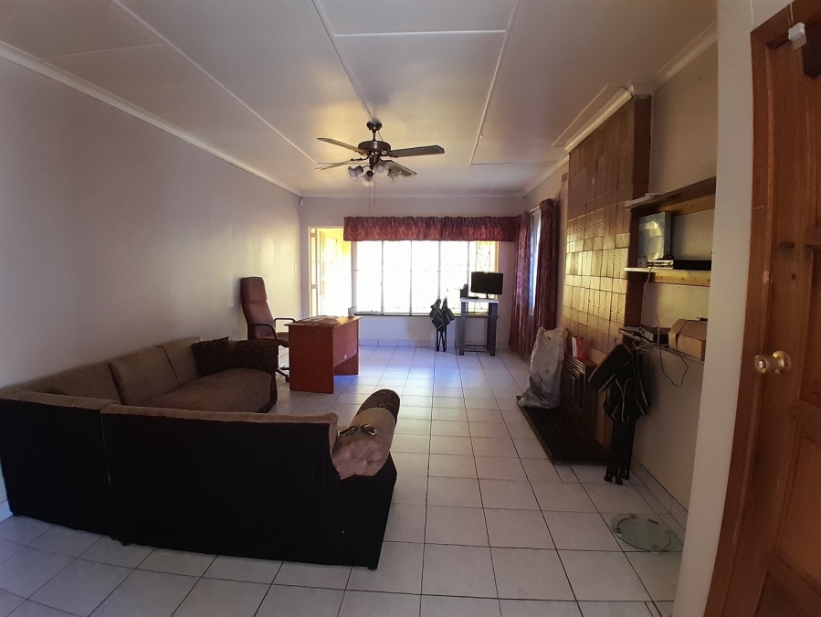 To Let 3 Bedroom Property for Rent in Ravensklip Gauteng