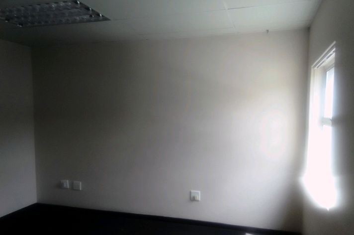 To Let Commercial Property for Rent in Barbeque Downs Gauteng