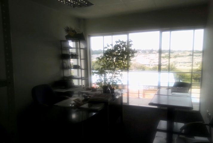 To Let Commercial Property for Rent in Barbeque Downs Gauteng