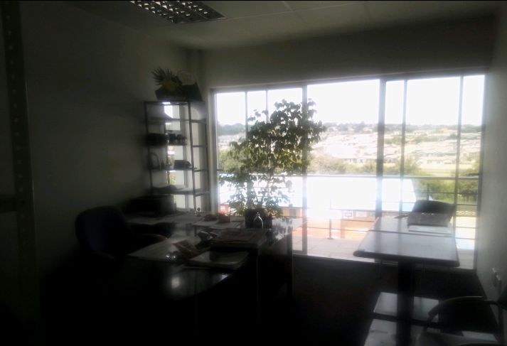 To Let Commercial Property for Rent in Barbeque Downs Gauteng