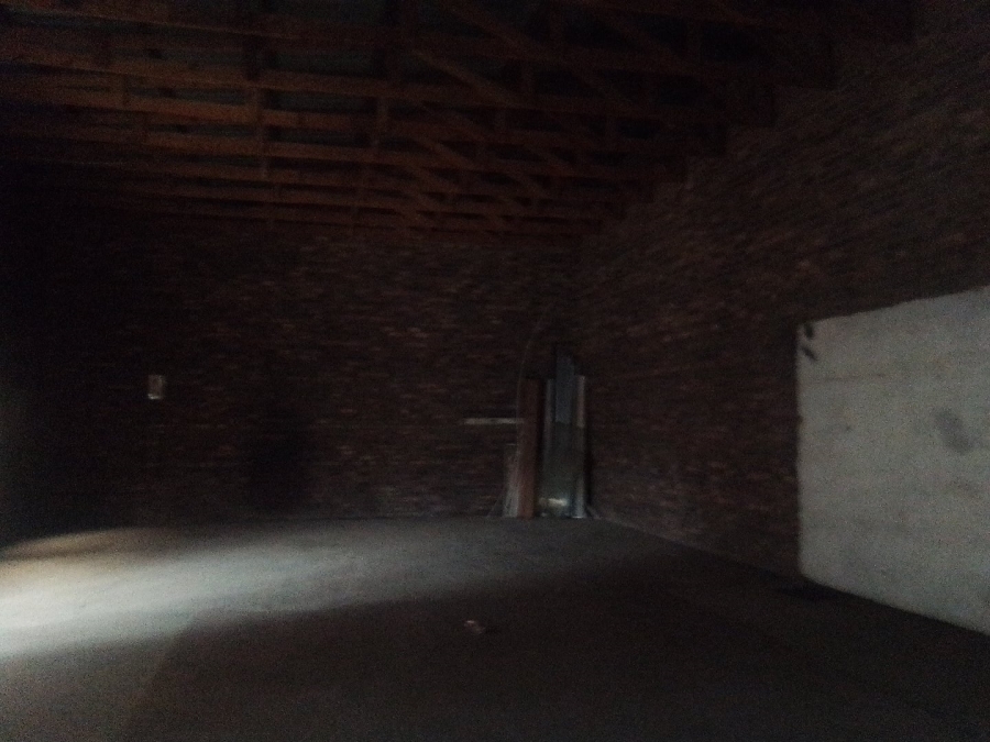To Let Commercial Property for Rent in Mqantsa Gauteng