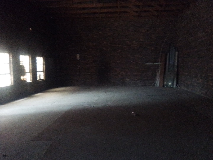 To Let Commercial Property for Rent in Mqantsa Gauteng