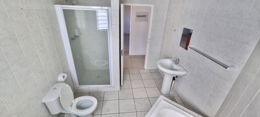 To Let 2 Bedroom Property for Rent in Ridgeway Gauteng