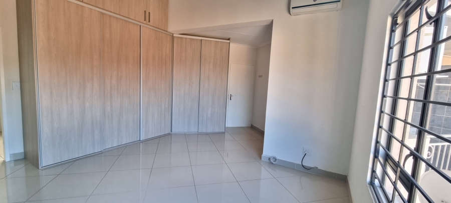 To Let 2 Bedroom Property for Rent in Ridgeway Gauteng
