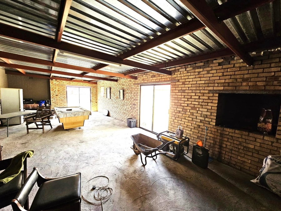 4 Bedroom Property for Sale in Noycedale Gauteng