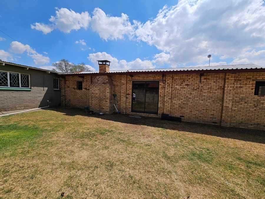 4 Bedroom Property for Sale in Noycedale Gauteng
