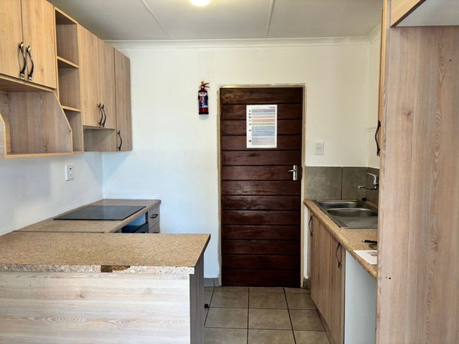 To Let 3 Bedroom Property for Rent in Sky City Gauteng