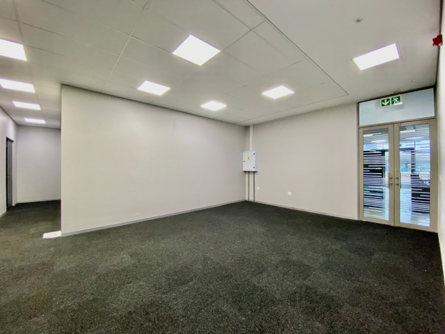 To Let Commercial Property for Rent in Doringkloof Gauteng