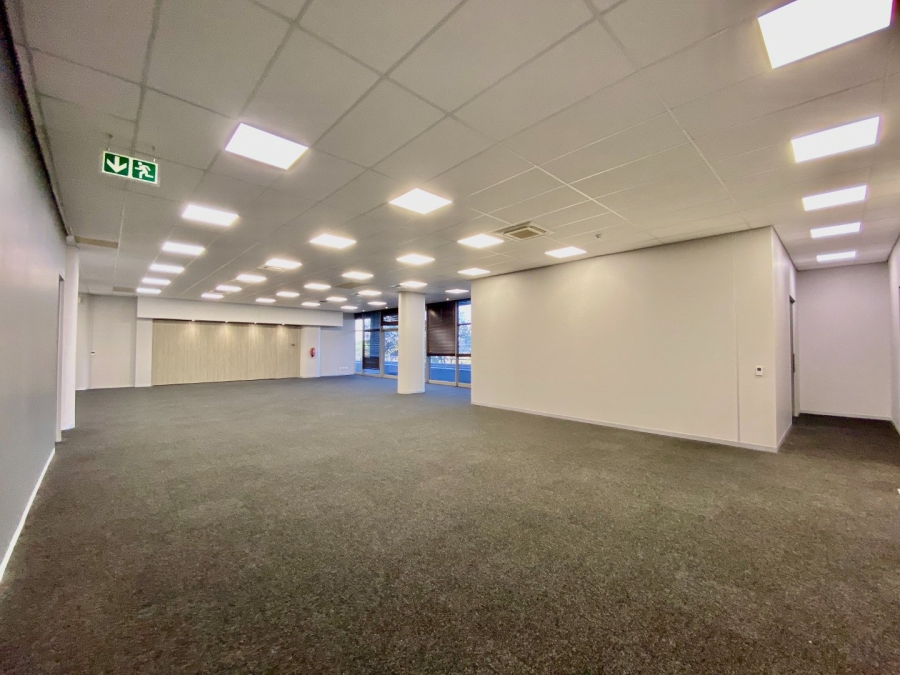 To Let Commercial Property for Rent in Doringkloof Gauteng