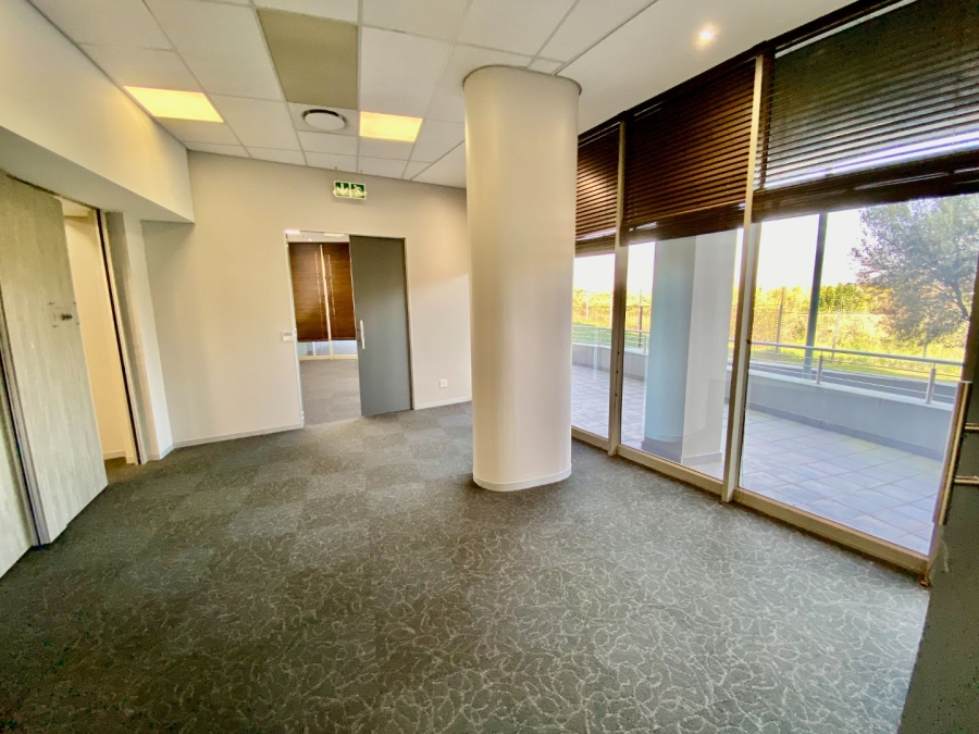 To Let Commercial Property for Rent in Doringkloof Gauteng