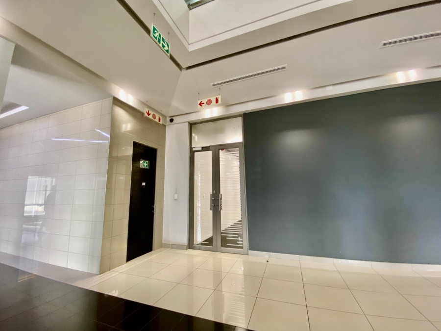 To Let Commercial Property for Rent in Doringkloof Gauteng