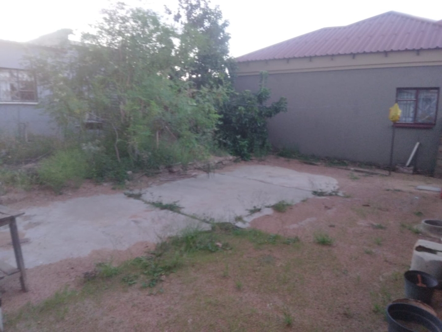 2 Bedroom Property for Sale in Soshanguve V Gauteng