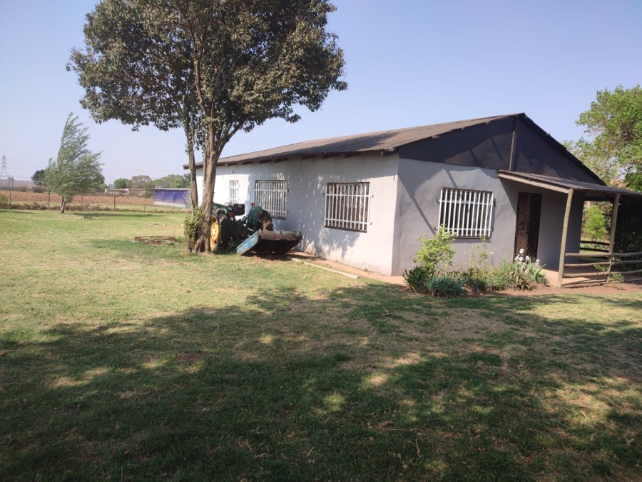 Commercial Property for Sale in Putfontein Gauteng