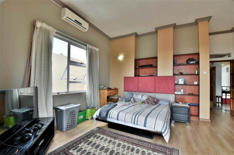 4 Bedroom Property for Sale in Auckland Park Gauteng