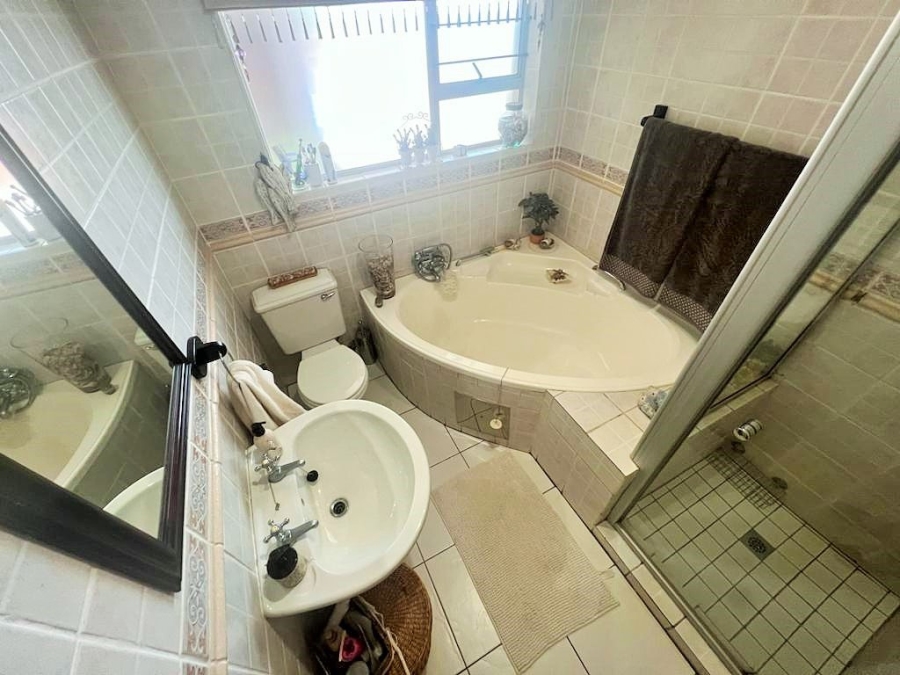 3 Bedroom Property for Sale in Clubview Gauteng
