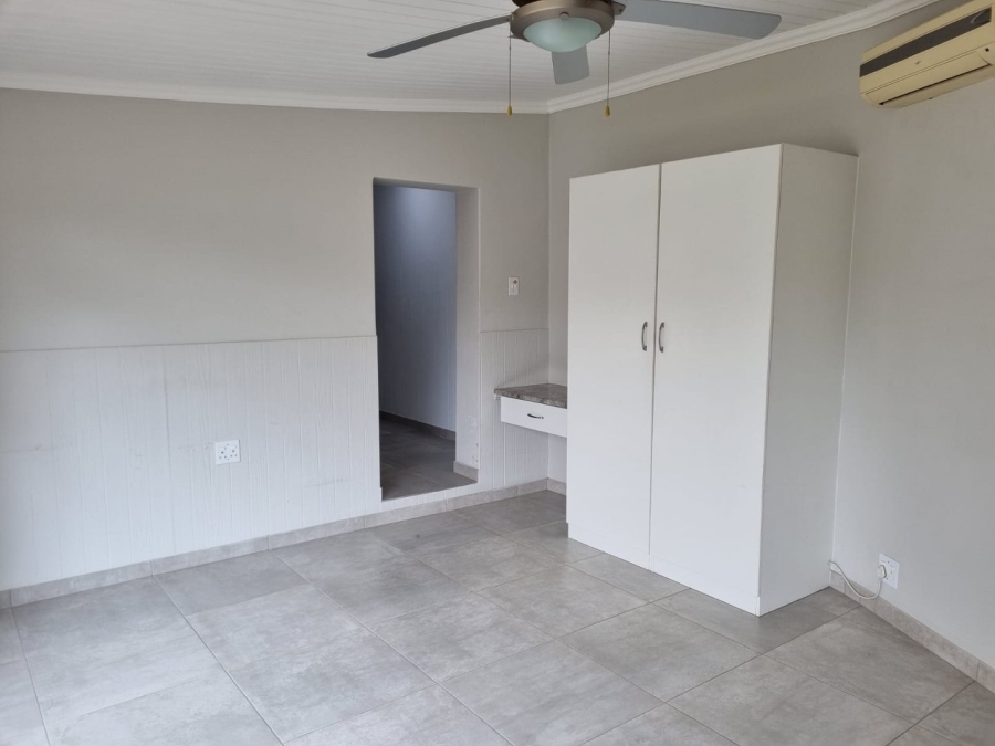 To Let 3 Bedroom Property for Rent in Mondeor Gauteng