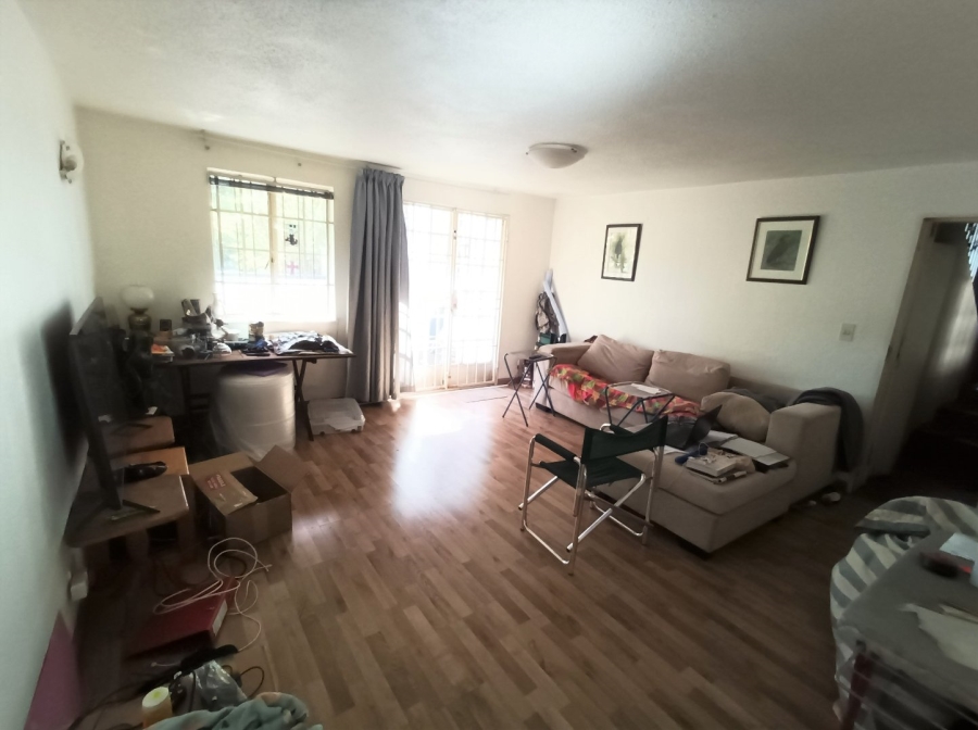 1 Bedroom Property for Sale in Highlands North Gauteng