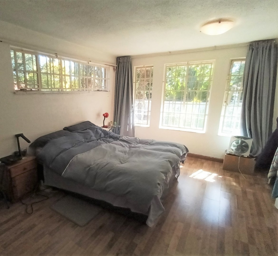 1 Bedroom Property for Sale in Highlands North Gauteng